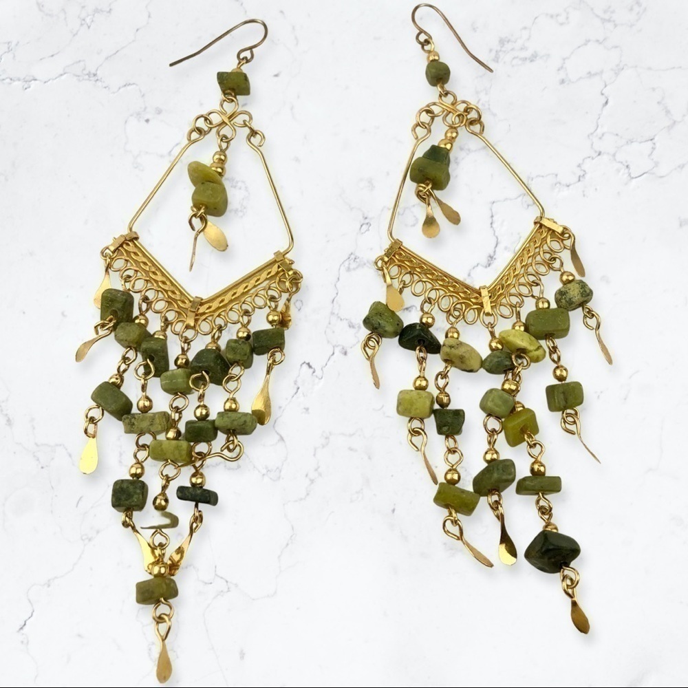 GOLD Tone Green Beaded Stones Chandelier Nuggets Drops‎ Earrings